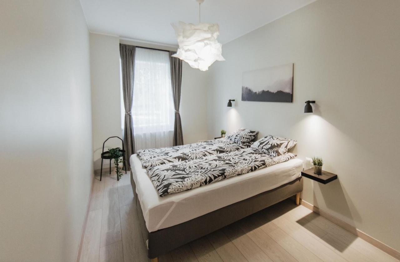 Rozenstein Design * Broceni